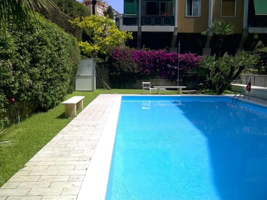 Affascinante Bilocale Con Piscina Διαμέρισμα Bordighera Εξωτερικό φωτογραφία